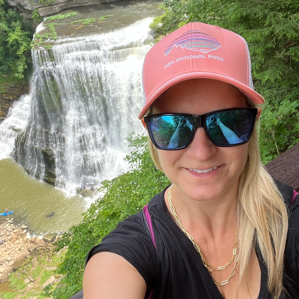 Meet your Posher, Kimberly